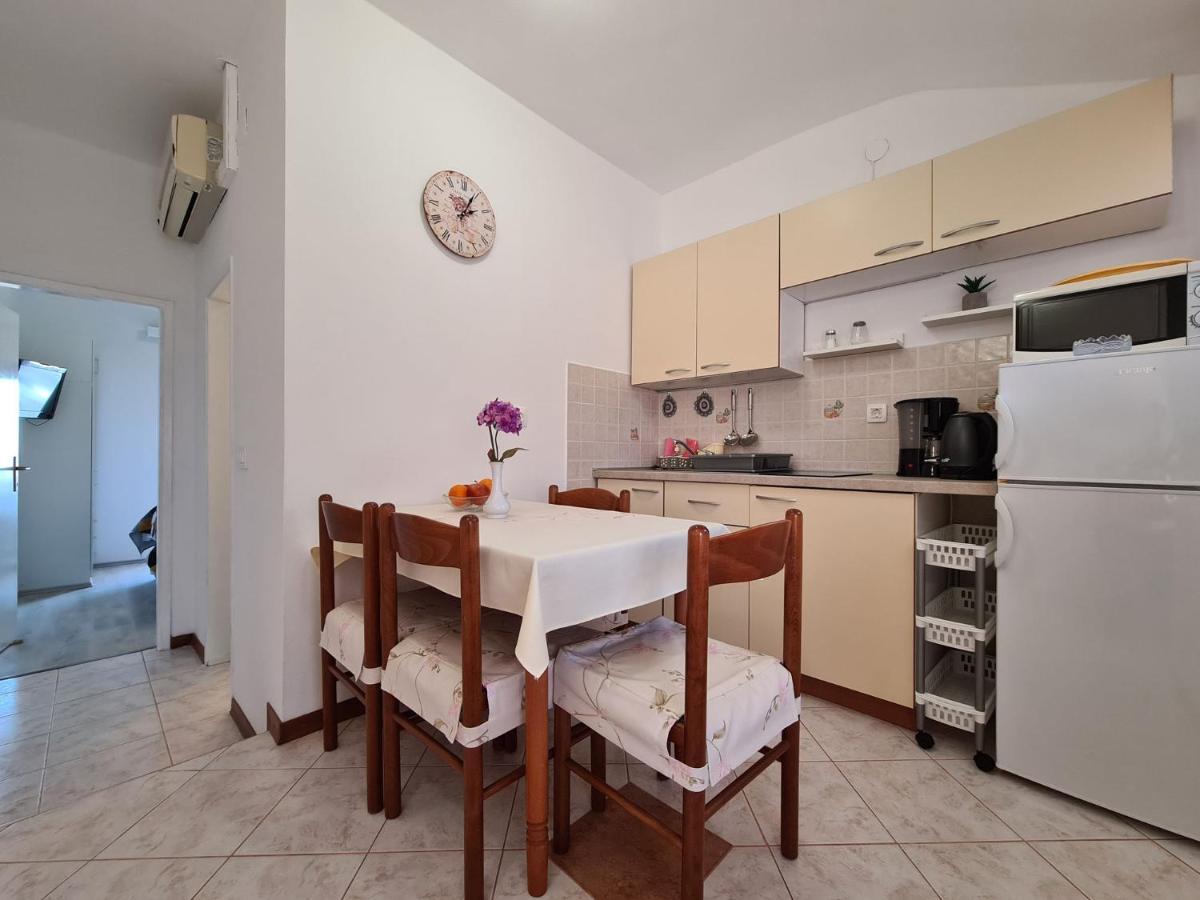 Apartments Slavko 1179 Banjole Exterior photo